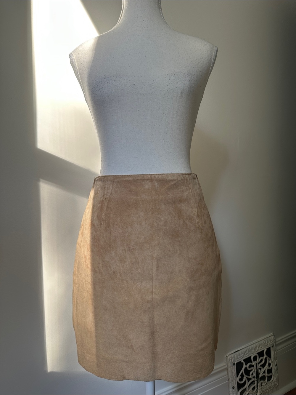 PASSPORT Vintage‎ Tan 100% Leather Western Boho Festival Mini Skirt Small